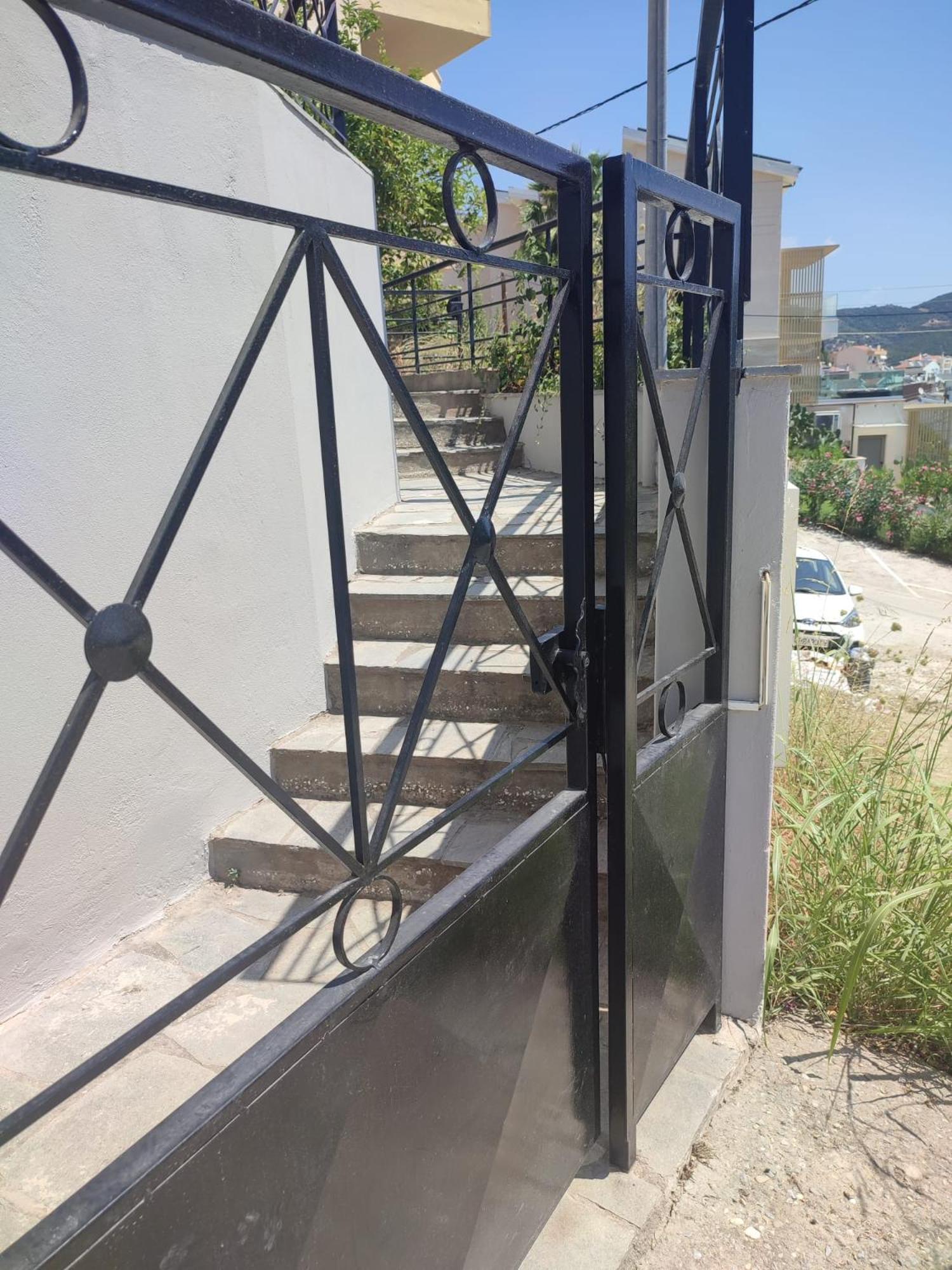 Ellis-Suites Nea Peramos Kavala Exterior foto